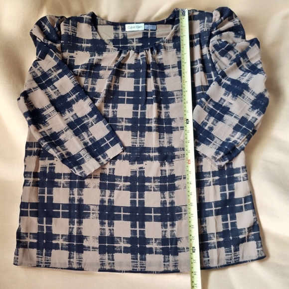 Calvin Klein Mixed Fabric Block Pattern Lined Flowy Top - Picture 5 of 8